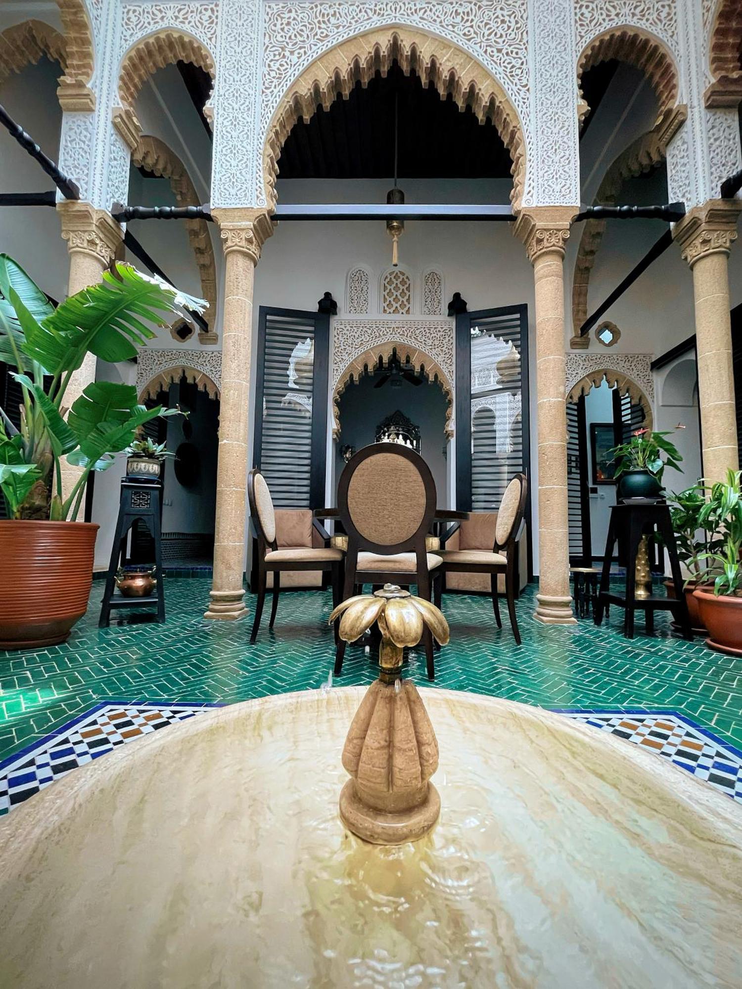 ラバト Dar Lalzohra Bed & Breakfast エクステリア 写真