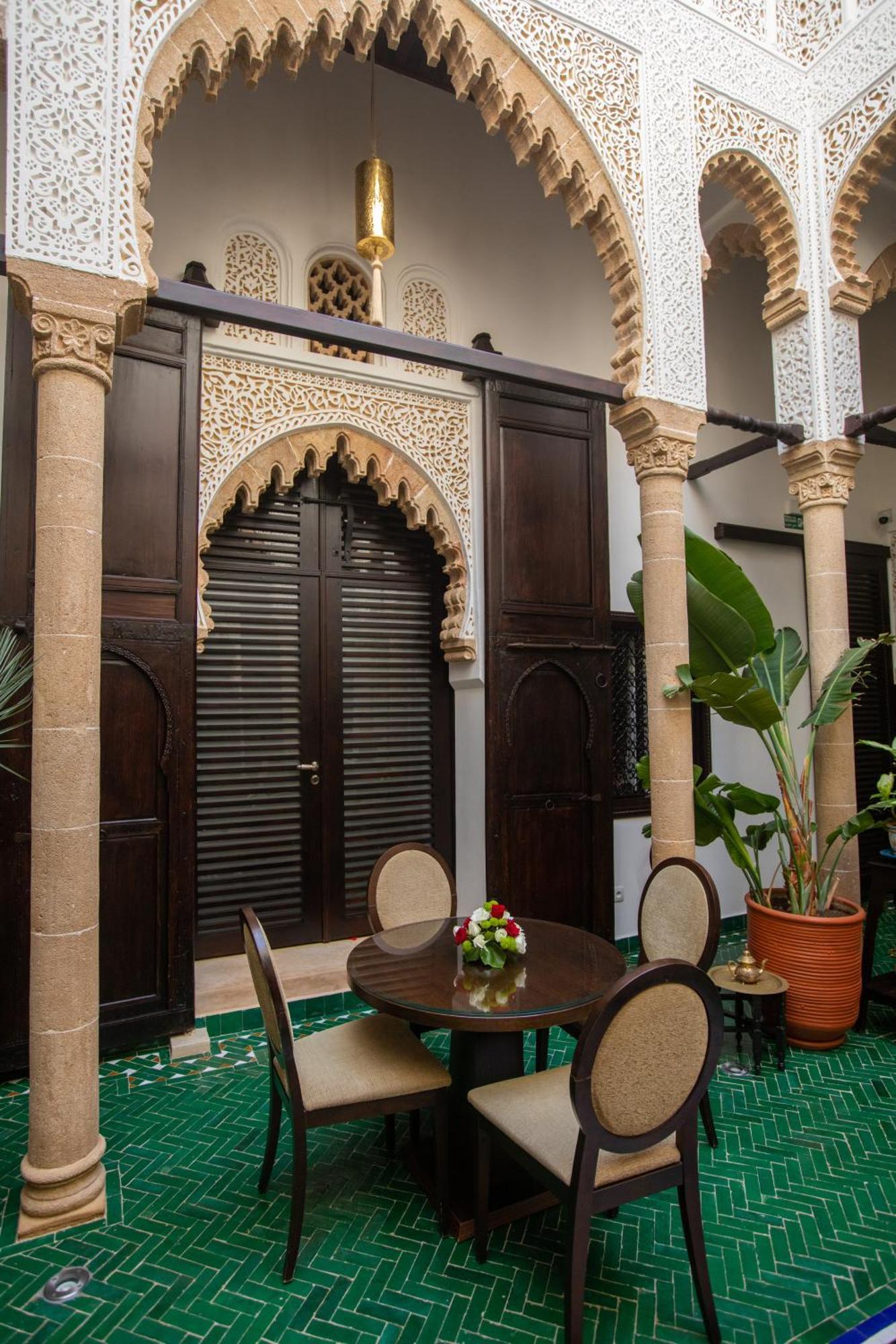ラバト Dar Lalzohra Bed & Breakfast エクステリア 写真